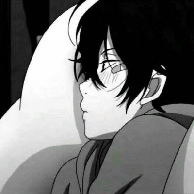 女婴遭秤砣砸伤